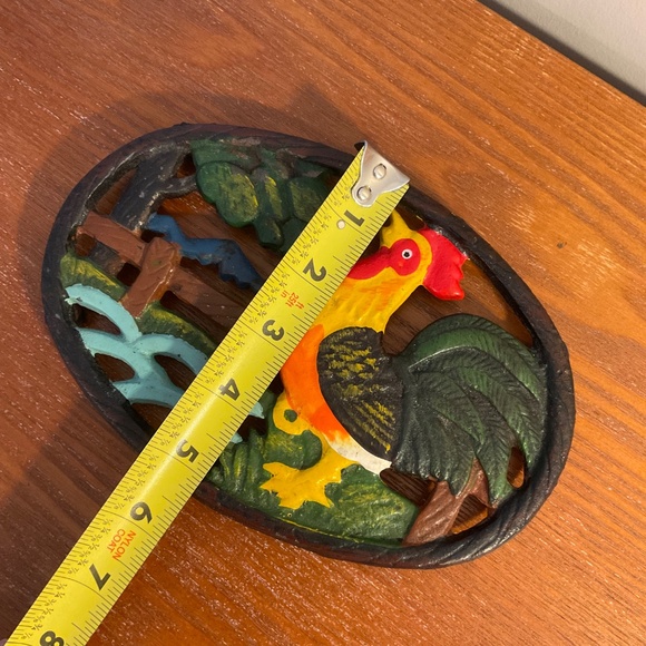 Cast Iron Painted Rooster Trivet with Colourful Farmyard Scene - Hot Pot Stand - Picture 15 of 16